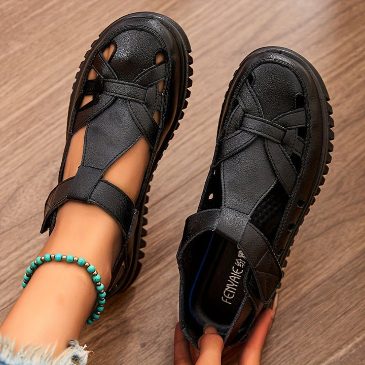 Mara | Comfortable sandals with a sturdy sole