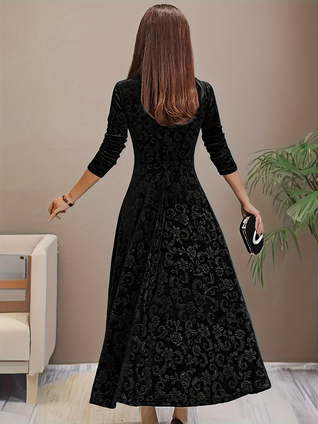 Nicola | Elegant Velvet Dress
