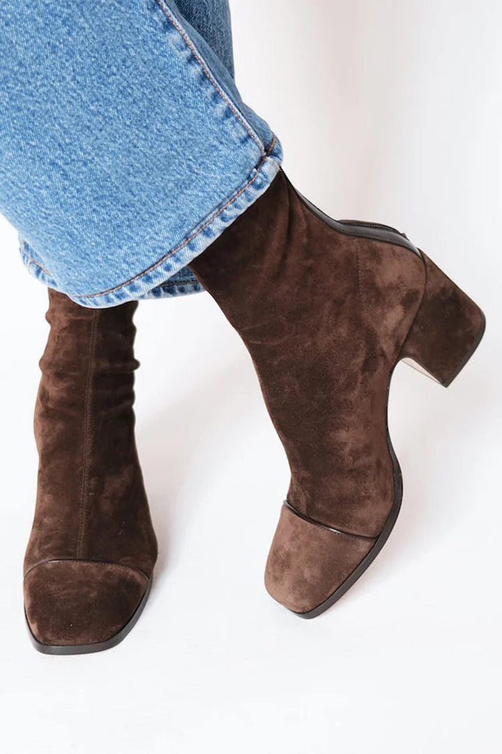 Beth - Elegant Fall Boots
