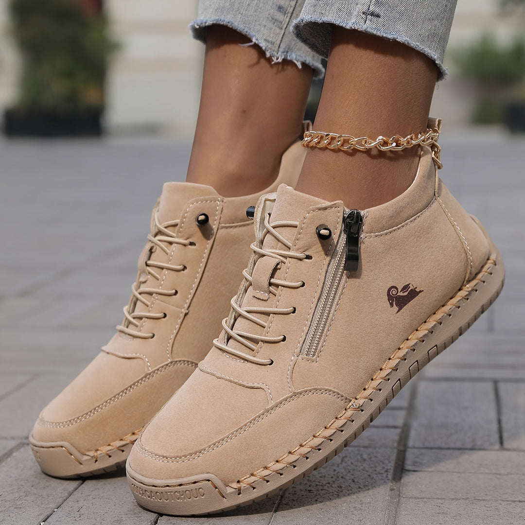 Mila | Comfortable Ergo Sneakers with a Zip