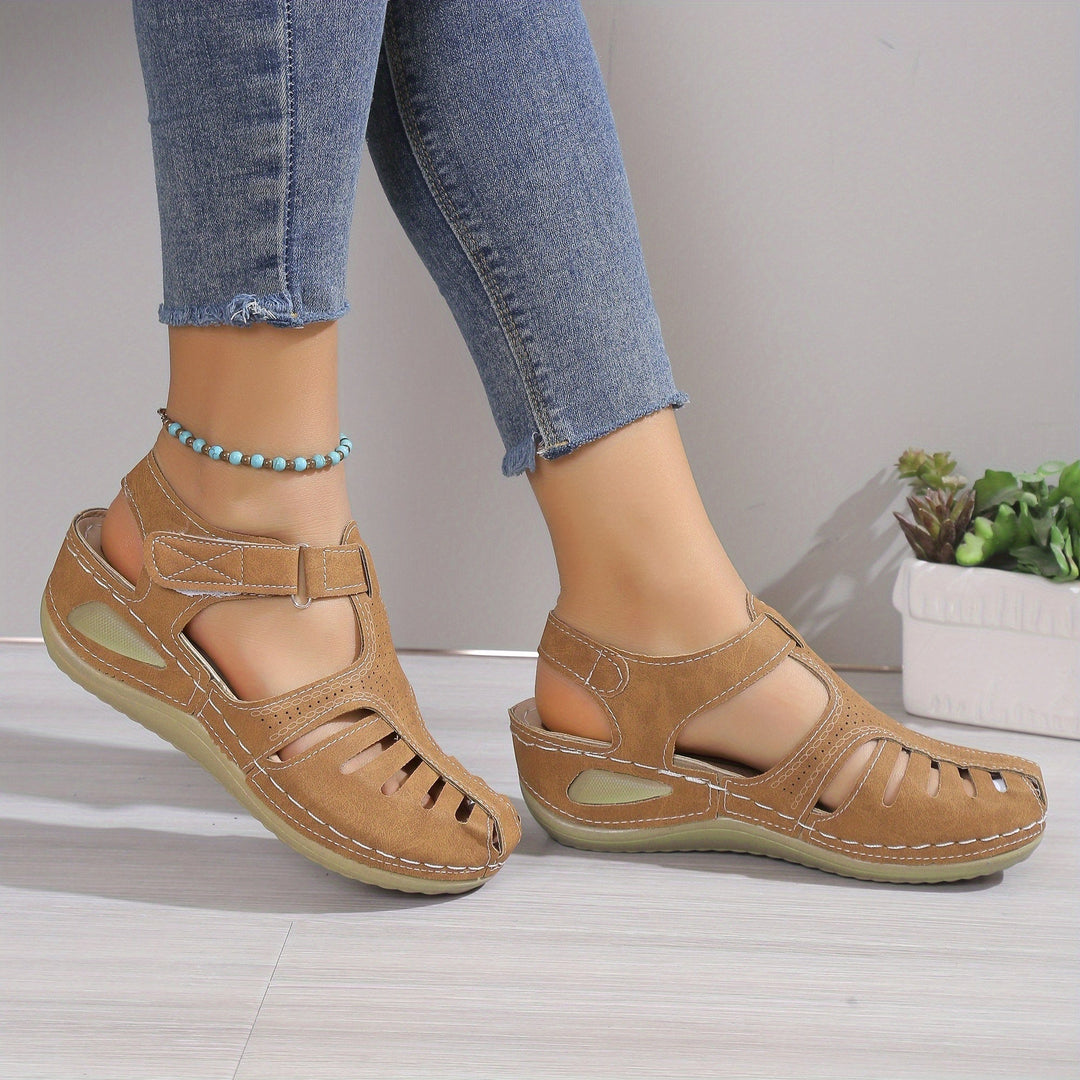 Leni | Comfortable sandals with a slight heel