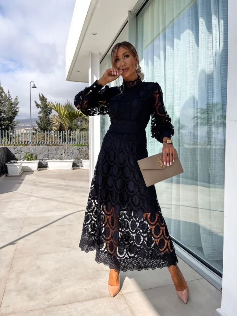 Noelle | Romantic Lace Dress