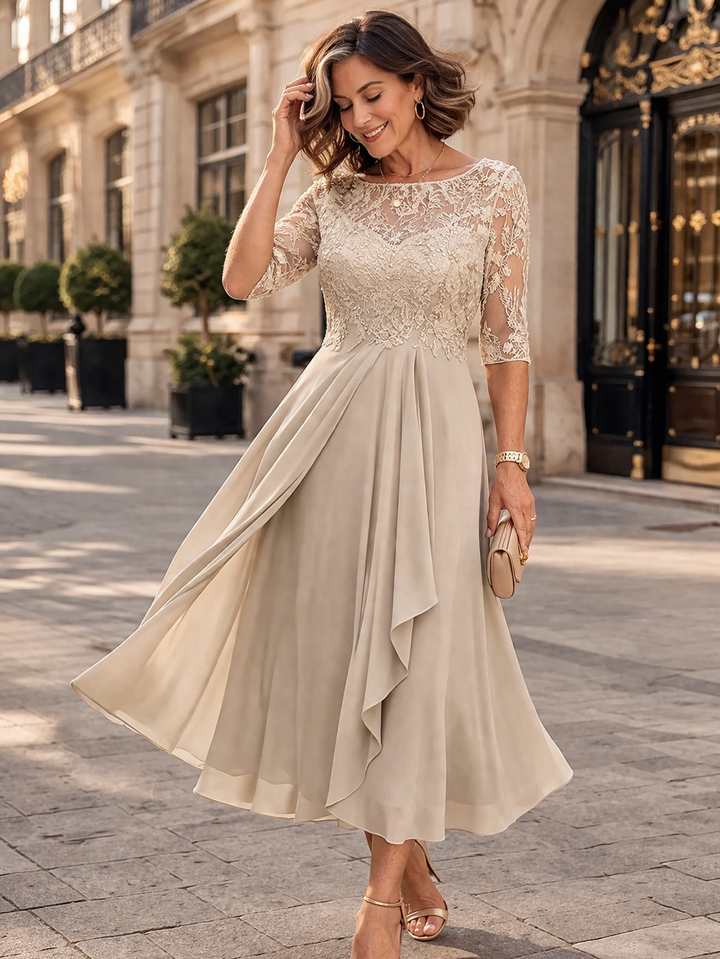 Lea | Elegant Midi Dress in Lace