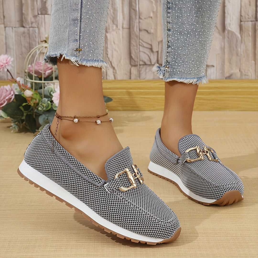 Lindi | The lightweight, comfortable slip-on