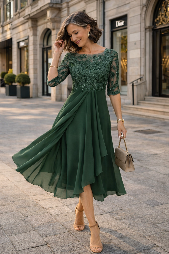 Lea | Elegant Midi Dress in Lace