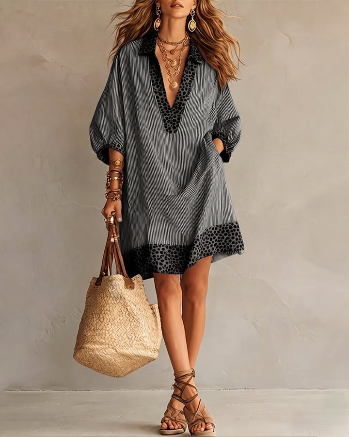 Evana | Printed dress with a V-neck