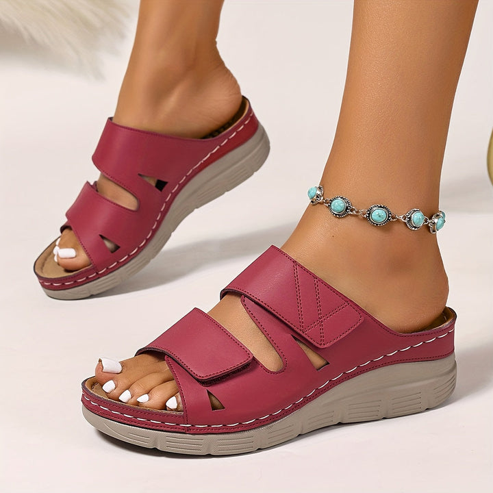 Dalia | Comfort Sandal with Massage Footbed