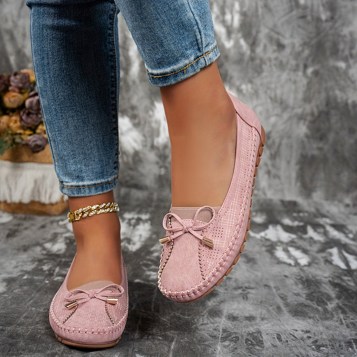 Sabine | Soft, comfortable loafers with a delicate bow