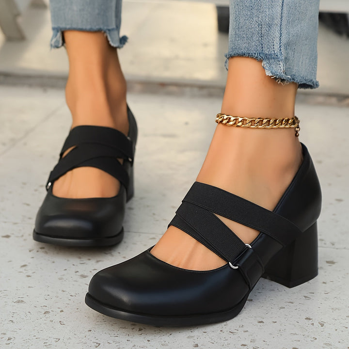Vivien - Everybody wear Strap Heels