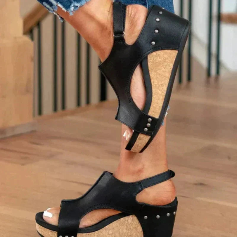 Inola | Orthopedic sandals