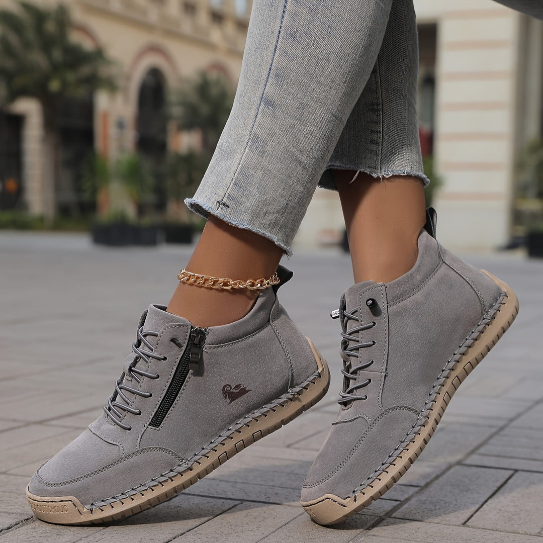 Mila | Comfortable Ergo Sneakers with a Zip