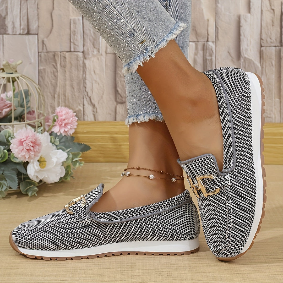 Lindi | The lightweight, comfortable slip-on