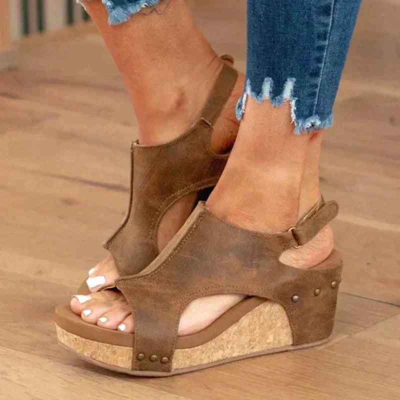 Inola | Orthopedic sandals