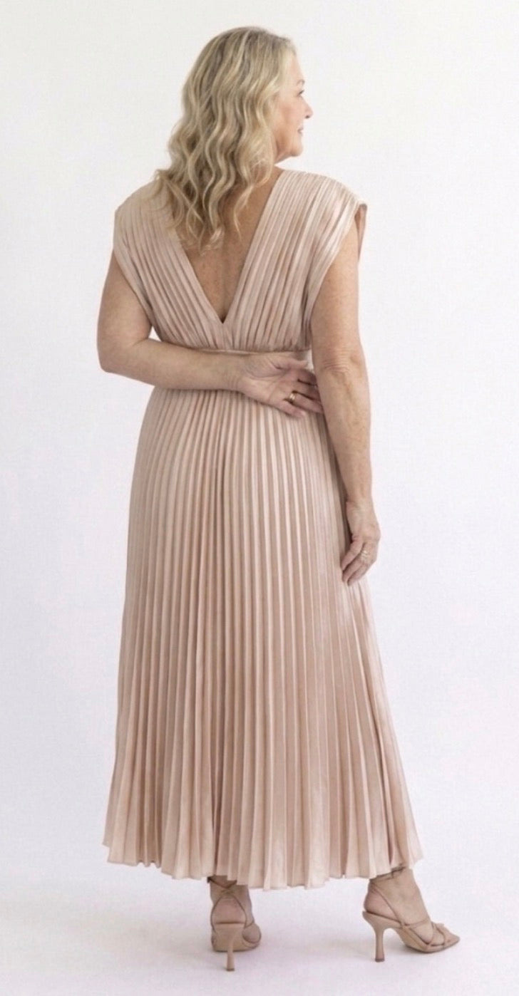 Genevieve | Timeless Pleated Midi Dress