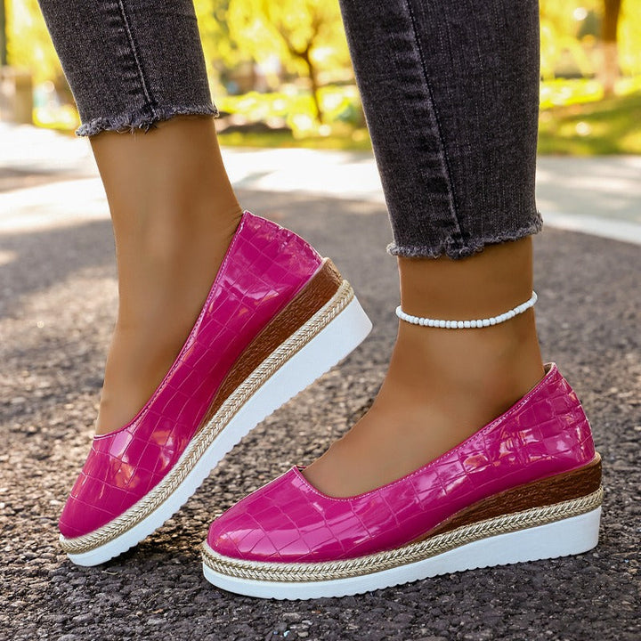 Lumea | Pointed Wedge Sandals