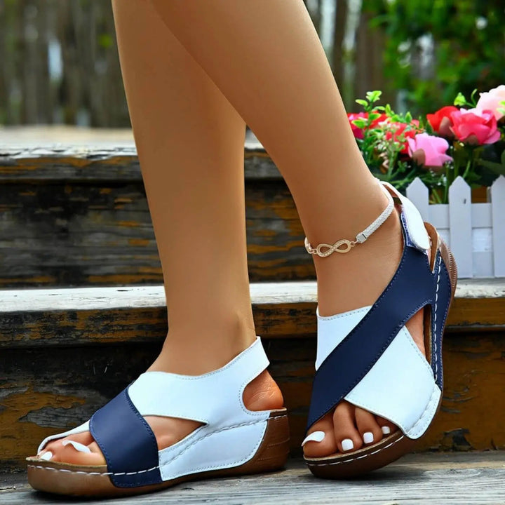 Nicole – Orthopedic sandals with an open toe