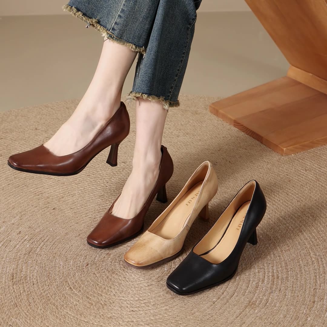 Elviera | Square Leather Pumps