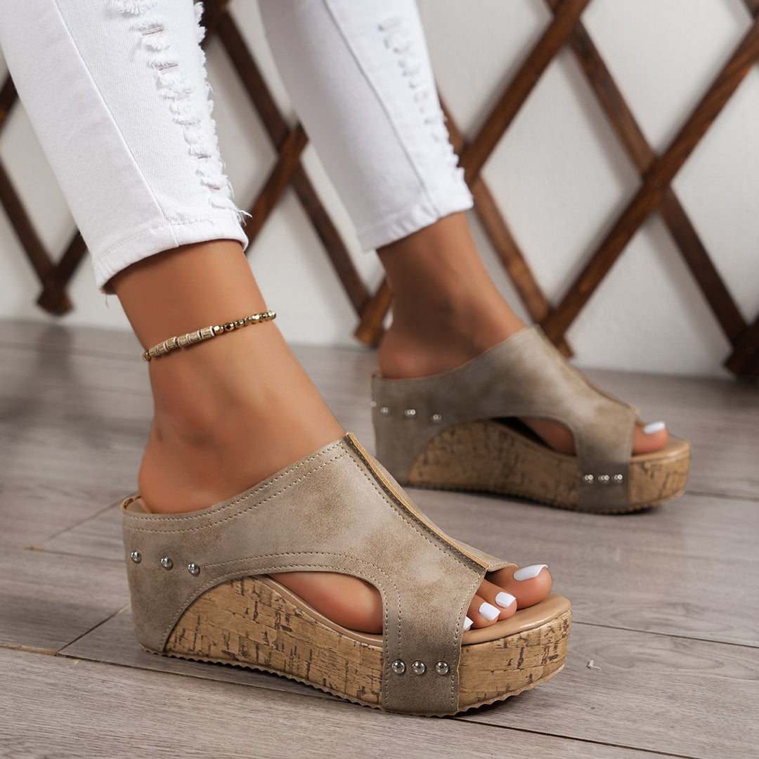 Kendall | Orthopedic Plus Size Wedge Sandal