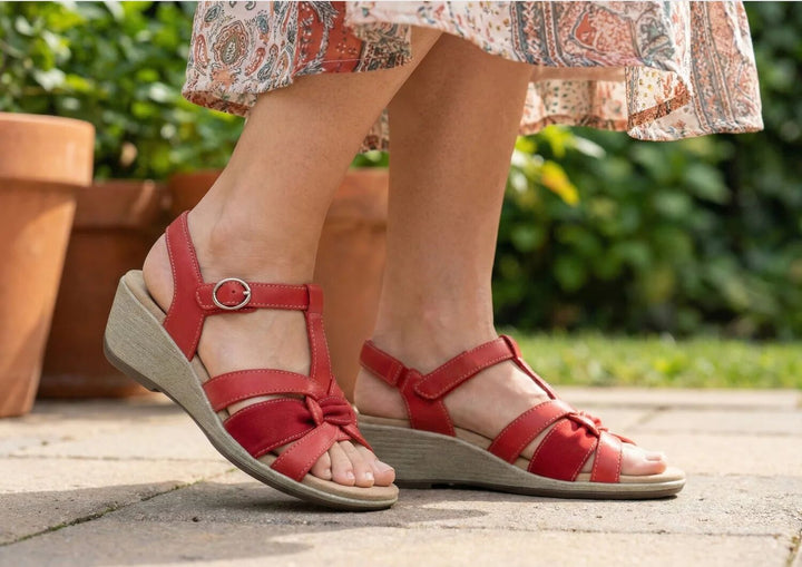 Hope | Vibrant energy in bright red