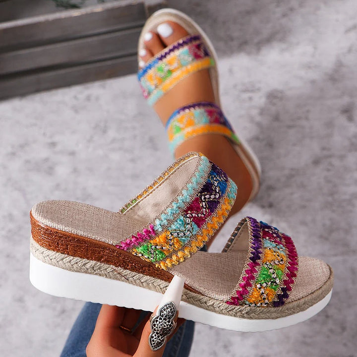 Zoe - Fashionable Slip-On Sandals