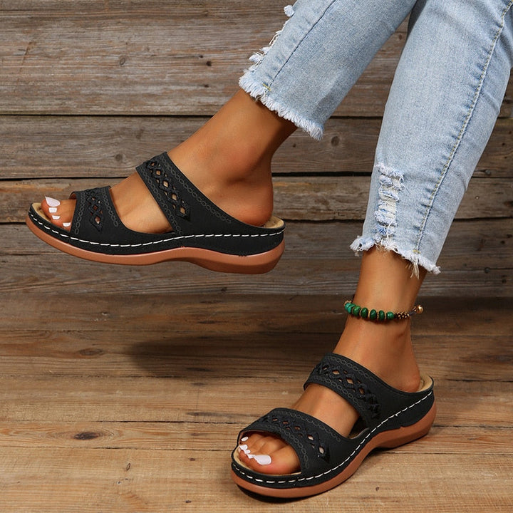 Monta | Padded orthopedic sandals