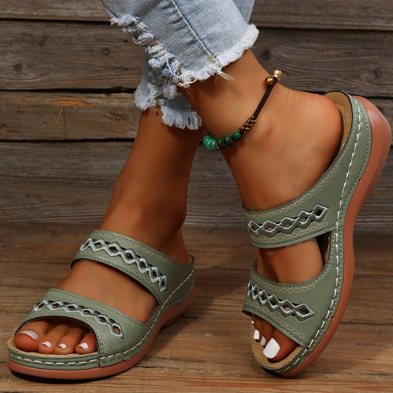 Monta | Padded orthopedic sandals