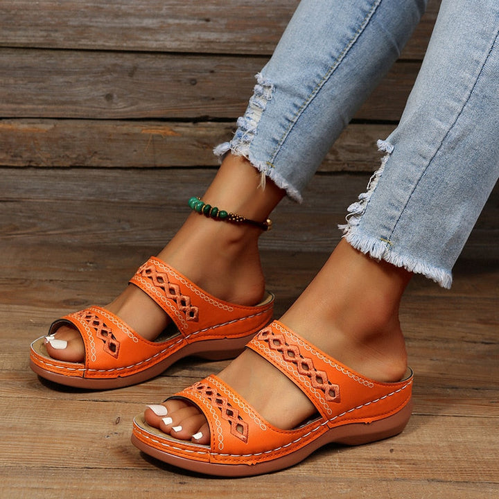 Monta | Padded orthopedic sandals