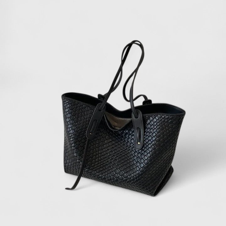Maddivale | Chic Tote Bag
