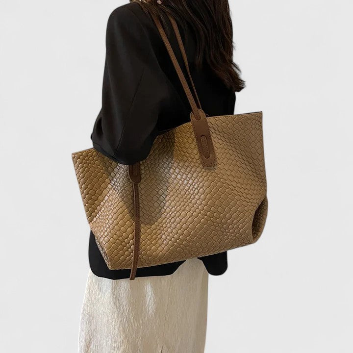 Maddivale | Chic Tote Bag