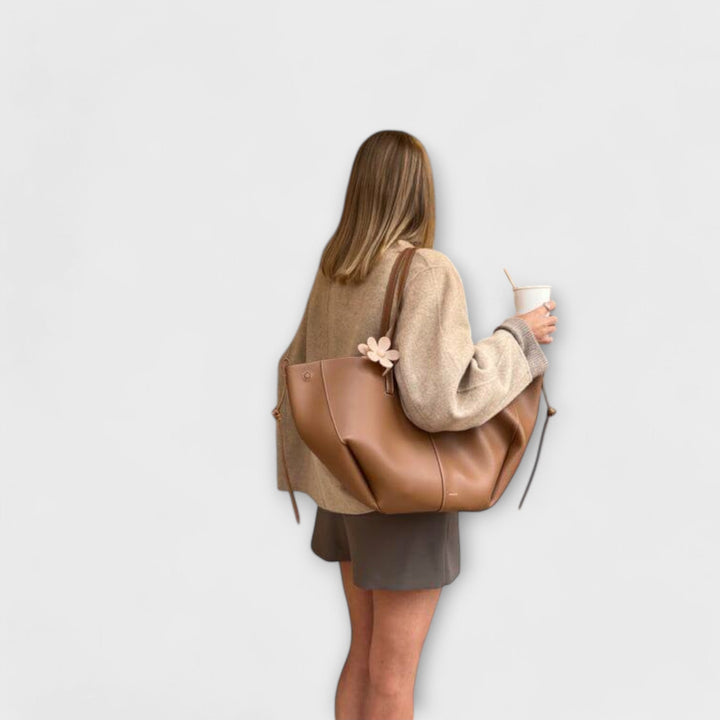 Maddivale | Vintage Tote Bag