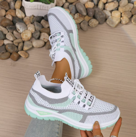 Nerina | Lightweight and Comfortable Sneakers