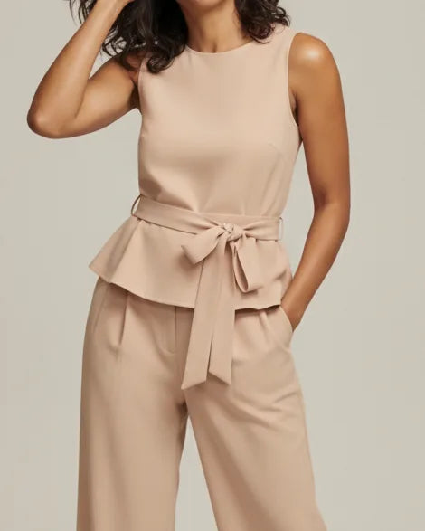 Discover Coordinated Sophistication and All-Day Comfort: The Camila Set — Apricot