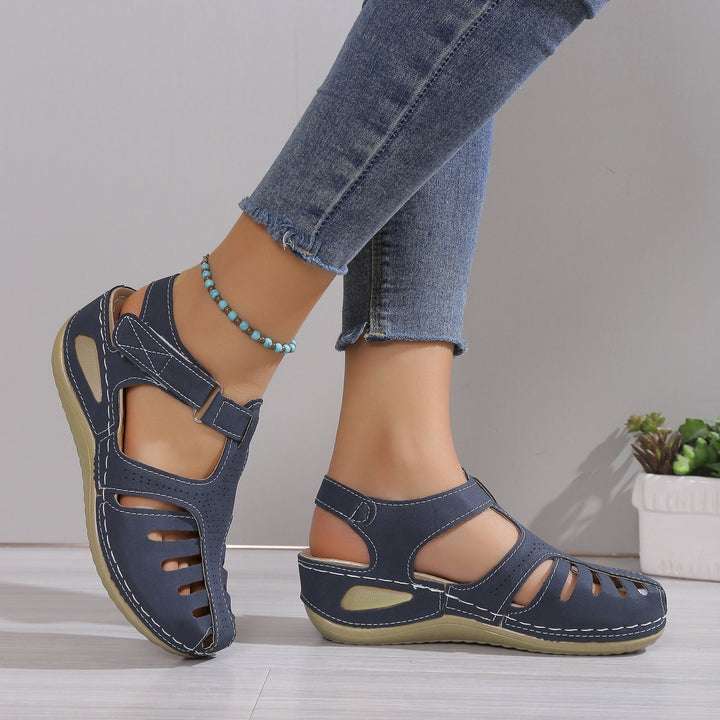 Leni | Comfortable sandals with a slight heel