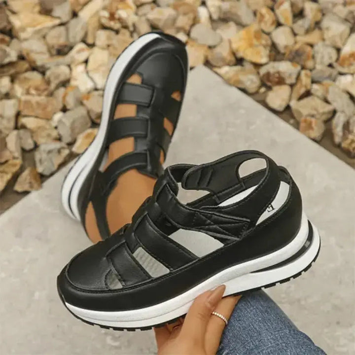 Lone | Sandals that are perfectly comfortable