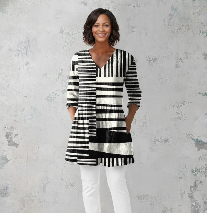Sophie | Long Blouse with V-Neck — Black White