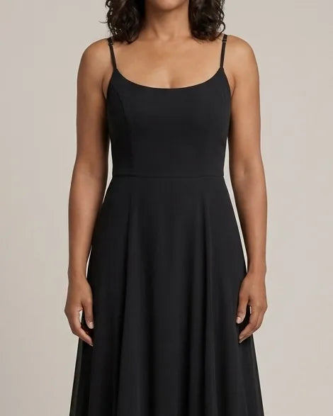 Eva | Elegant Flowing Dress — Black