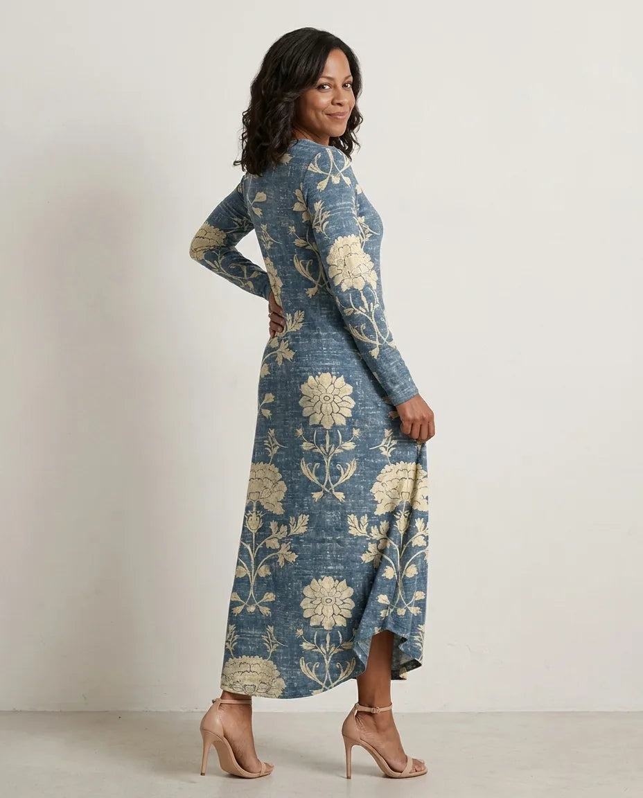 Karin | Everyday Comfort Dress — S2_threequarter