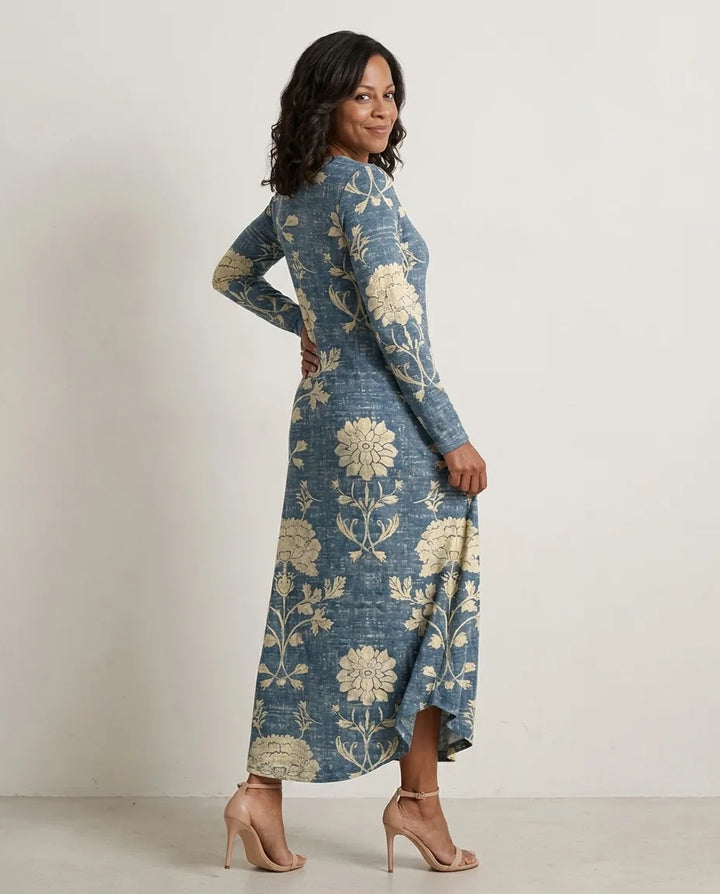Karin | Everyday Comfort Dress — S2_threequarter