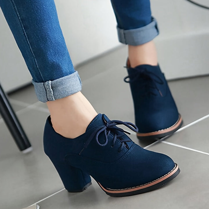 Lydia - Comfortable Lace-up Pumps