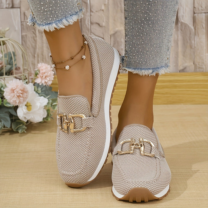 Lindi | The lightweight, comfortable slip-on