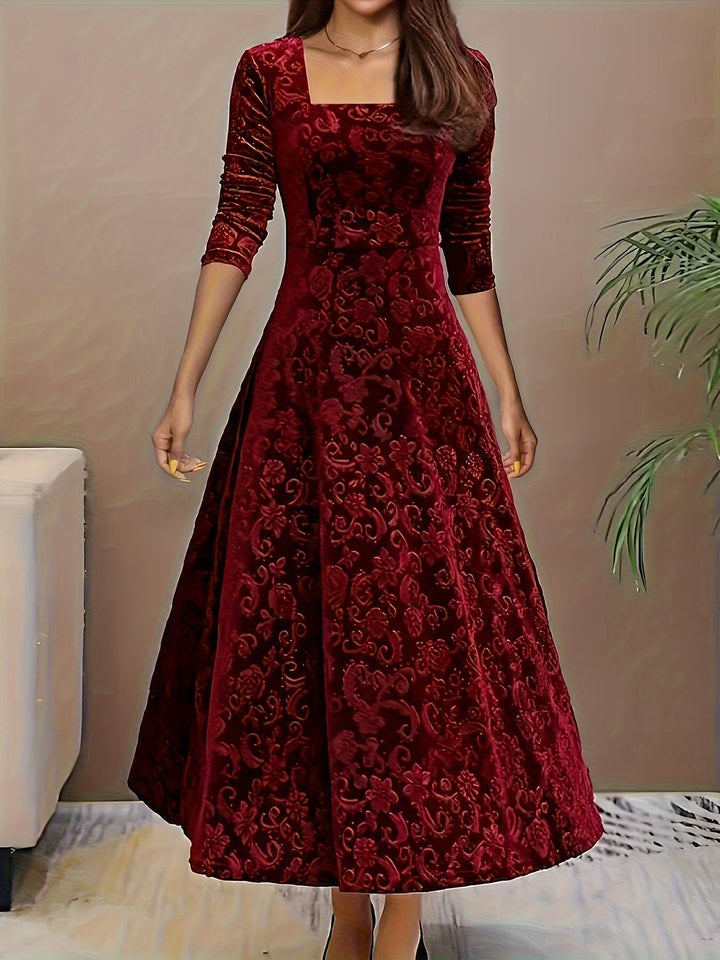 Nicola | Elegant Velvet Dress