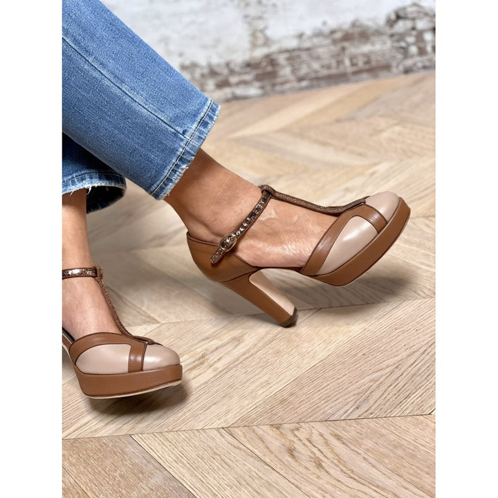 Gisela – T-Strap Heels