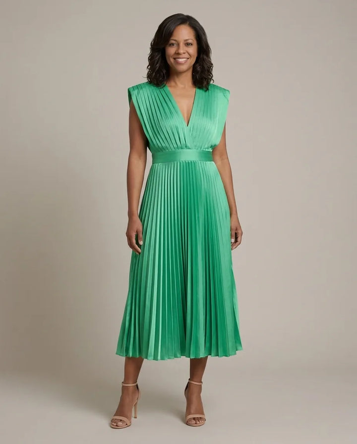 Genevieve | Timeless Pleated Midi Dress — Green