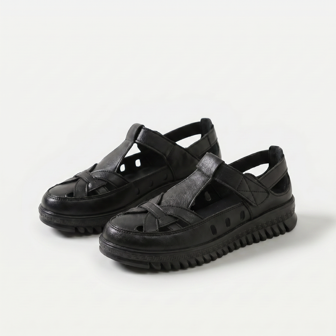 Mara | Comfortable sandals with a sturdy sole
