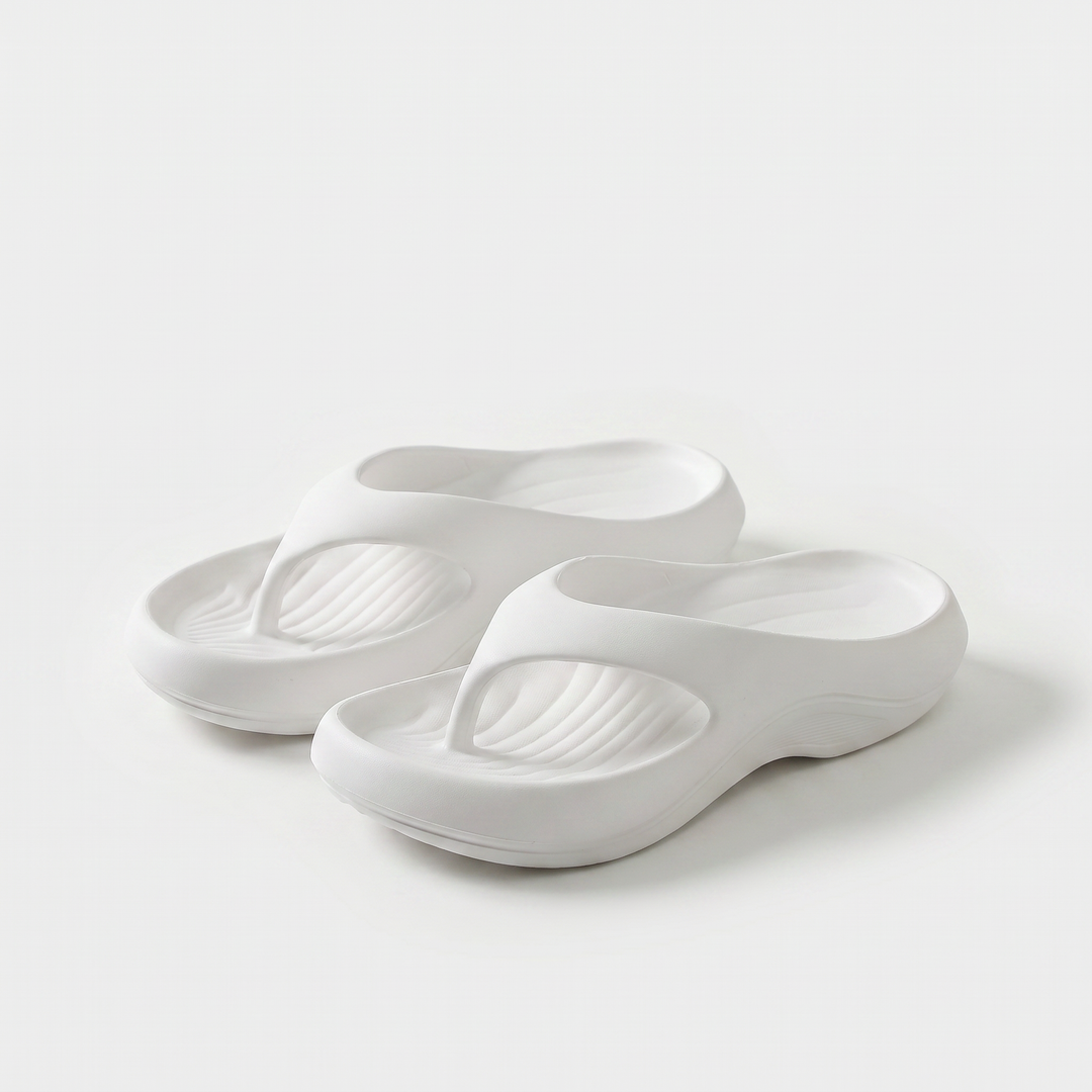 Maya | Comfortable toe-separator sandals with gentle arch support