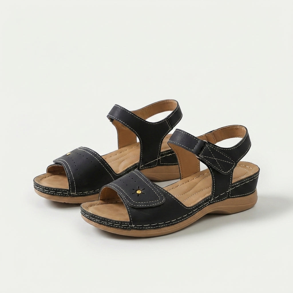 Liana | Lightweight summer sandal with a Velcro strap