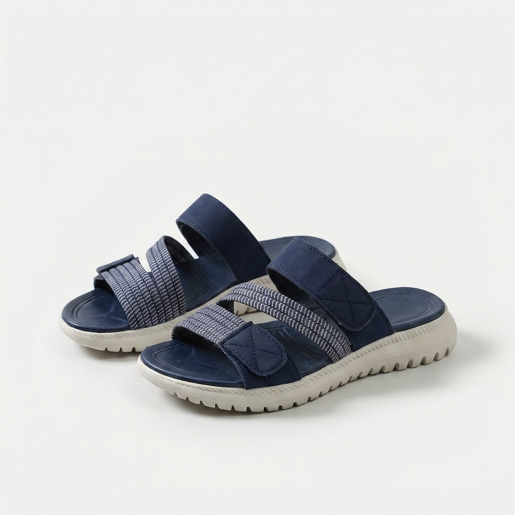 Cleo | Sporty, comfortable sandal with a platform sole