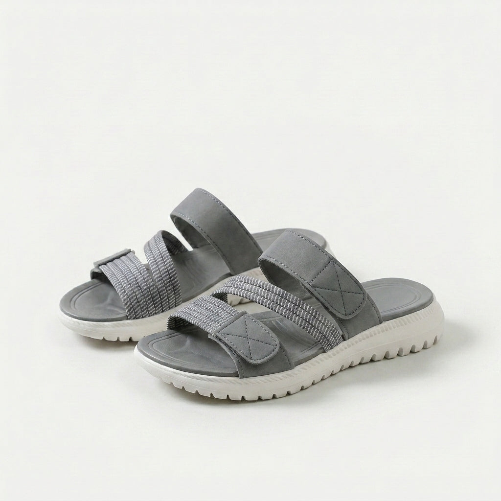 Cleo | Sporty, comfortable sandal with a platform sole
