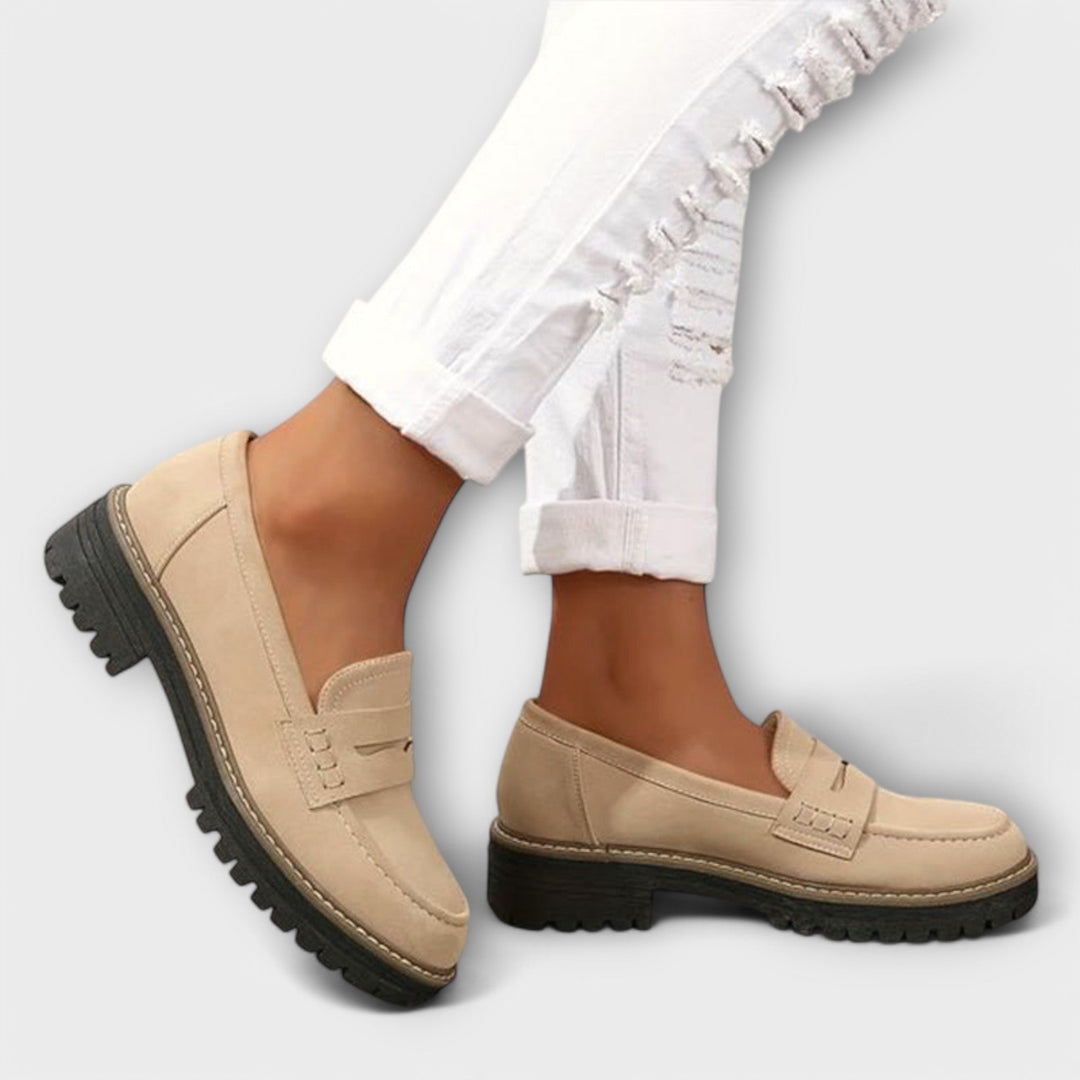 Alisa - Premium Cushioned Loafer