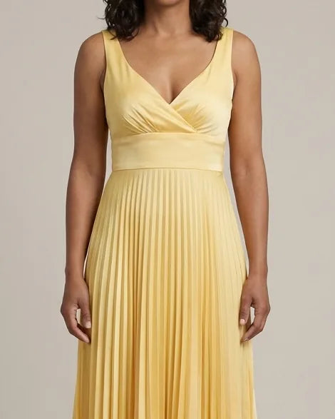 Quinn | Pleated V-Neck Maxi Dress — Yellow